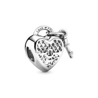 Pandora Moments Fényes szerelemlakat ezüst charm