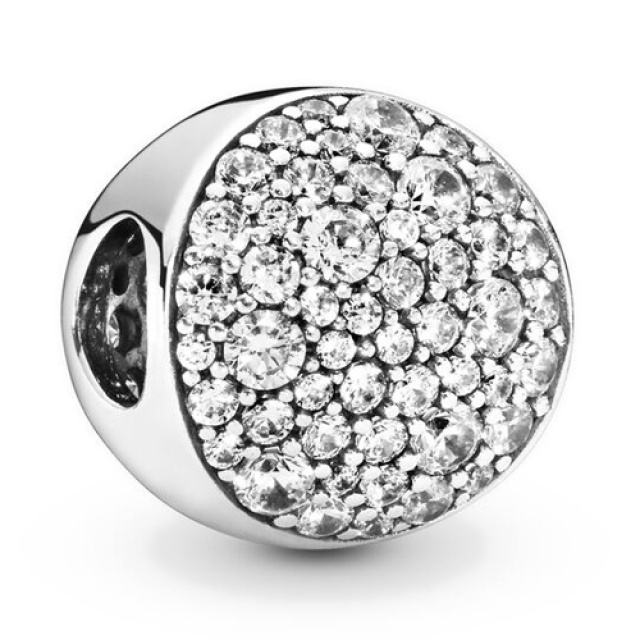 Pandora Moments pavé kör ezüst charm