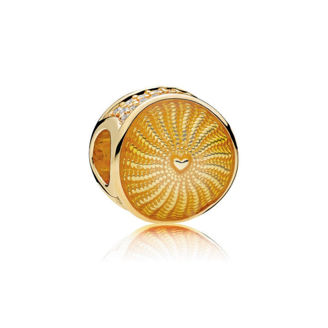 Pandora Moments shine charm