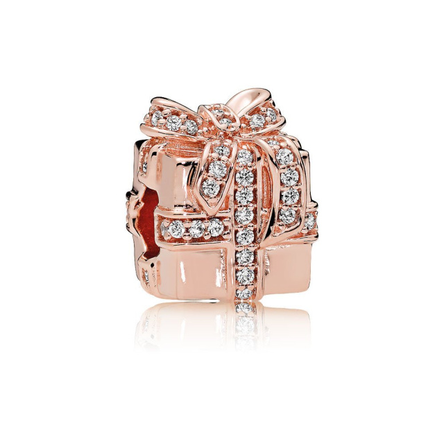 Pandora Moments rozé charm