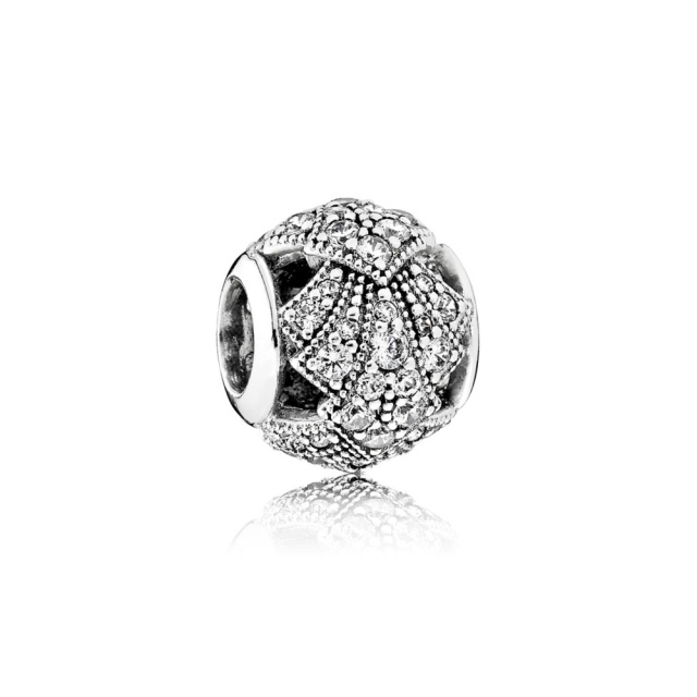 Pandora Moments ezüst charm