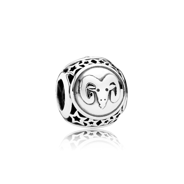 Pandora Moments ezüst charm