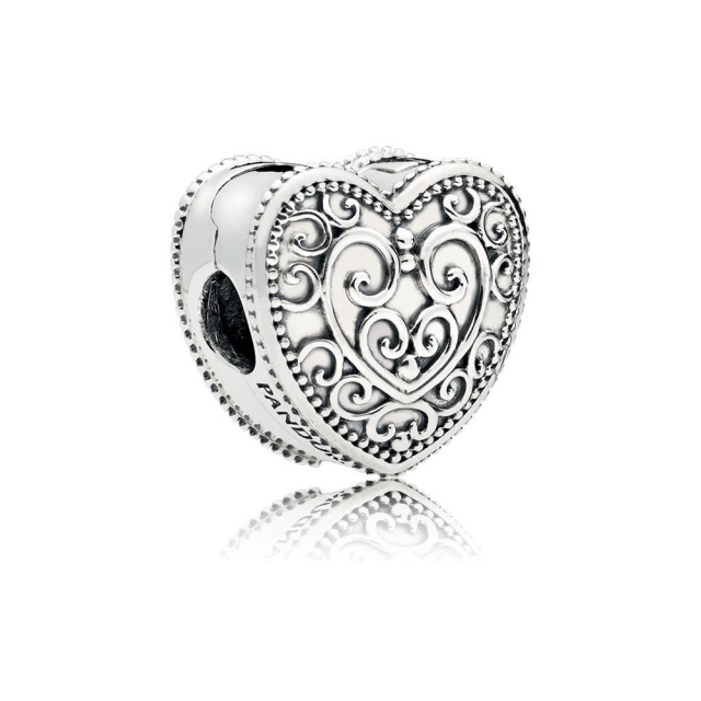 Pandora Moments ezüst klip charm