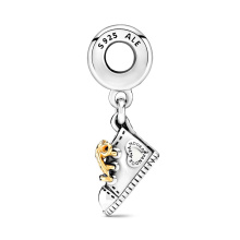 Pandora Moments Babacipő ezüst függő charm