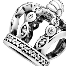 Pandora Moments Mesés korona ezüst charm