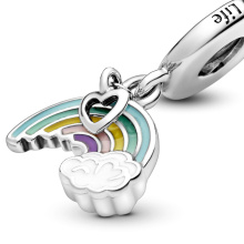 Pandora Moments A szerelem szivárványa ezüst charm