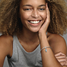 Pandora Moments Dzsungel papagáj ezüst charm