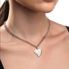 Guess női nyaklánc UBN28059