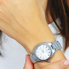 Citizen női óra EW2610-80A
