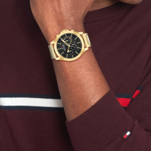 Tommy Hilfiger férfi óra TH1710520