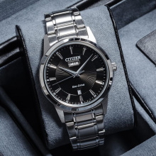 Citizen Elegance férfi óra AW0100-86E