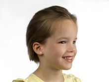 Juta arany apróköves szívecske gyerek fülbevaló