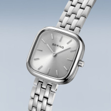 Bering Classic női karóra 17926-704