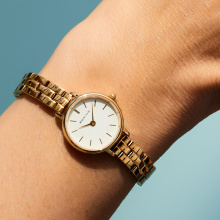Bering Classic női karóra 11022-734