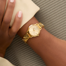 Guess Gold Tone női karóra GW0867L2