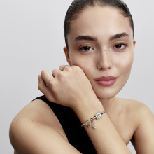 Pandora Disney Hamupipőke cipője shine charm