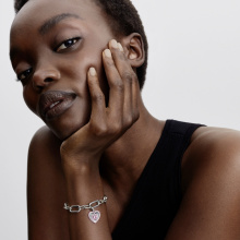 Pandora Sugárzó rózsaszín szív medál charm