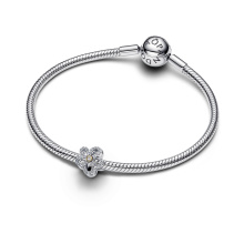 Pandora Pavé virág áttört charm