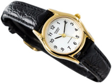 Casio Collection fekete bőrszíjas női karóra LTP-1154PQ-7BEG