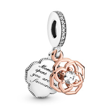 Pandora Moments Kéttónusú rózsa ezüst függő charm