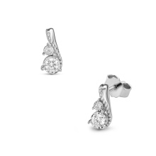 Juta Női arany fülbevaló gyémánttal