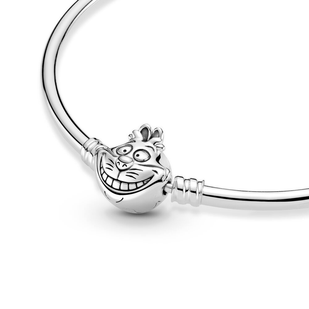 Pandora Moments Disney Alice csodaországban vigyorgó macska kapcsos ezüst karperec